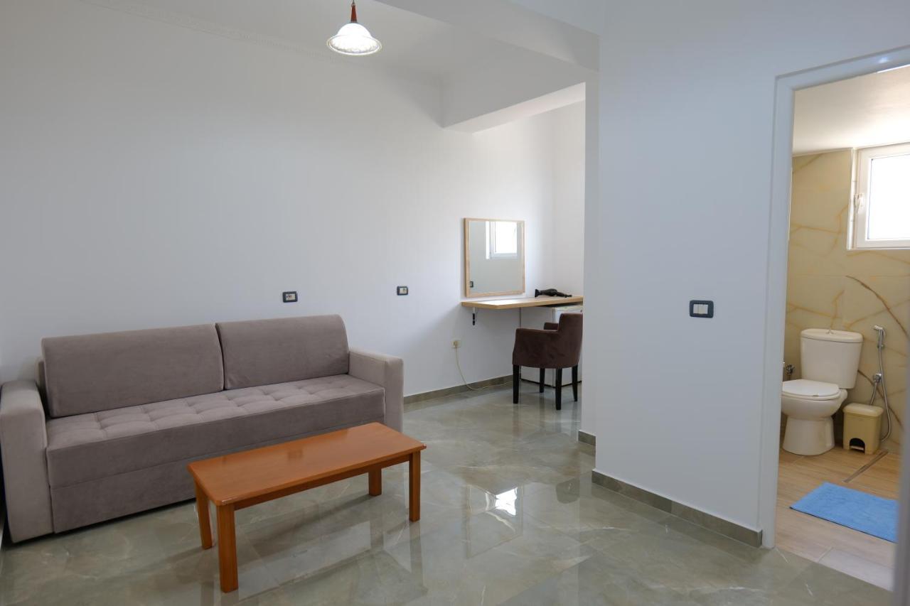 Hotel Adi-Vera Sarandë Buitenkant foto