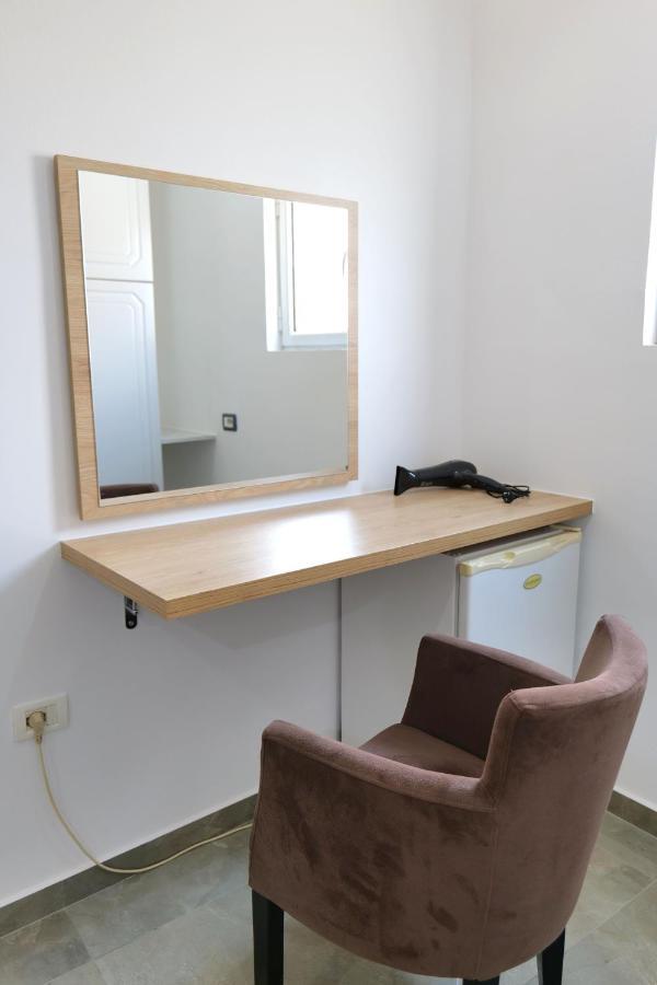 Hotel Adi-Vera Sarandë Buitenkant foto